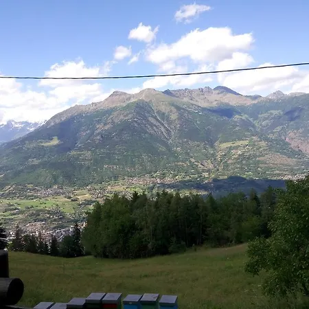 Casa Nel Bosco شقة Charvensod